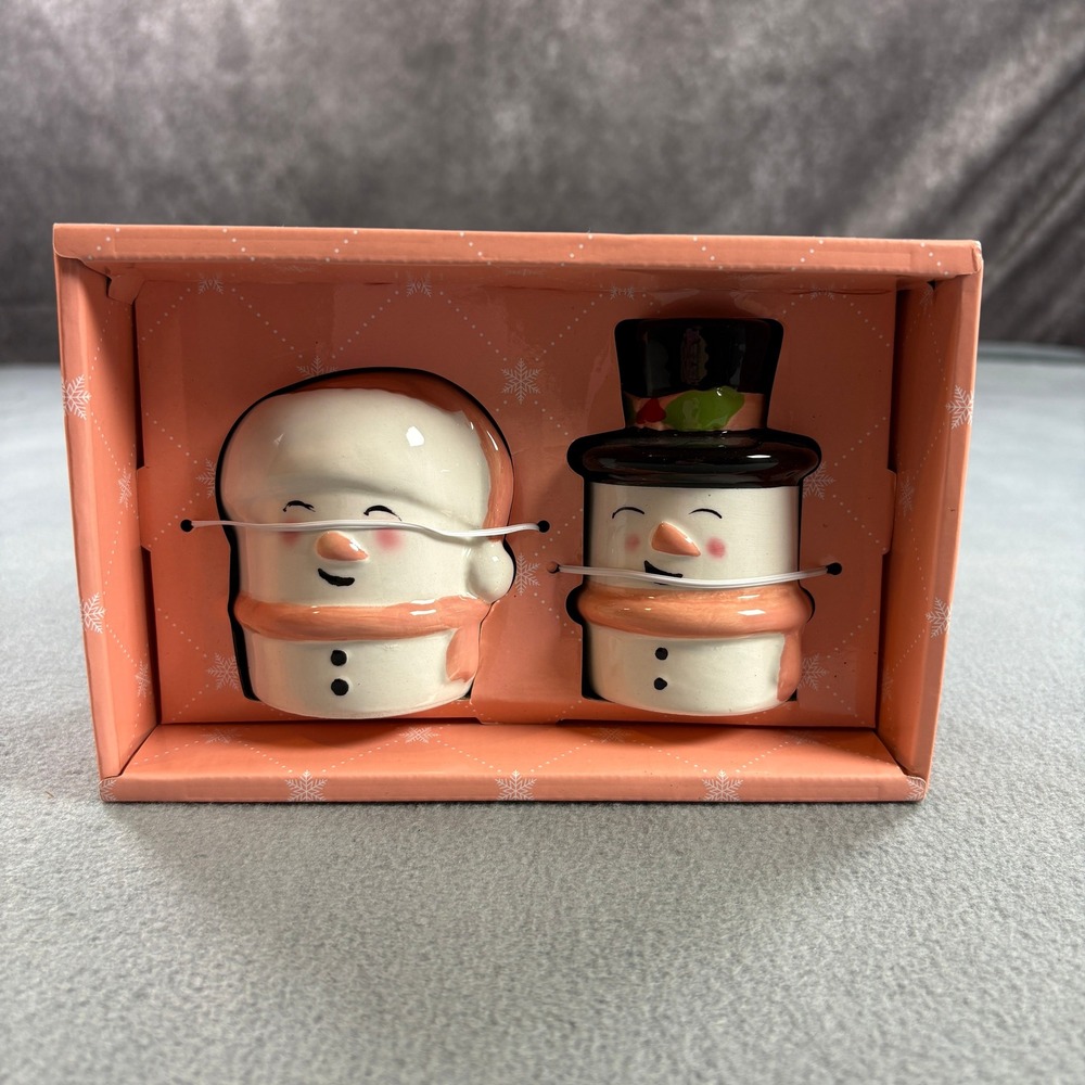 10‎ Strawberry Street Snowman Salt & Pepper Shaker Set Christmas Holiday Ceramic